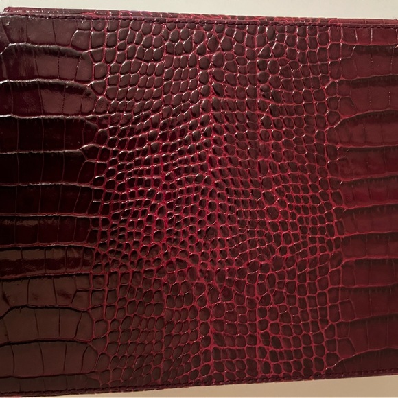 Smythson Crocodile Embossed Burgundy Case - Picture 3 of 6